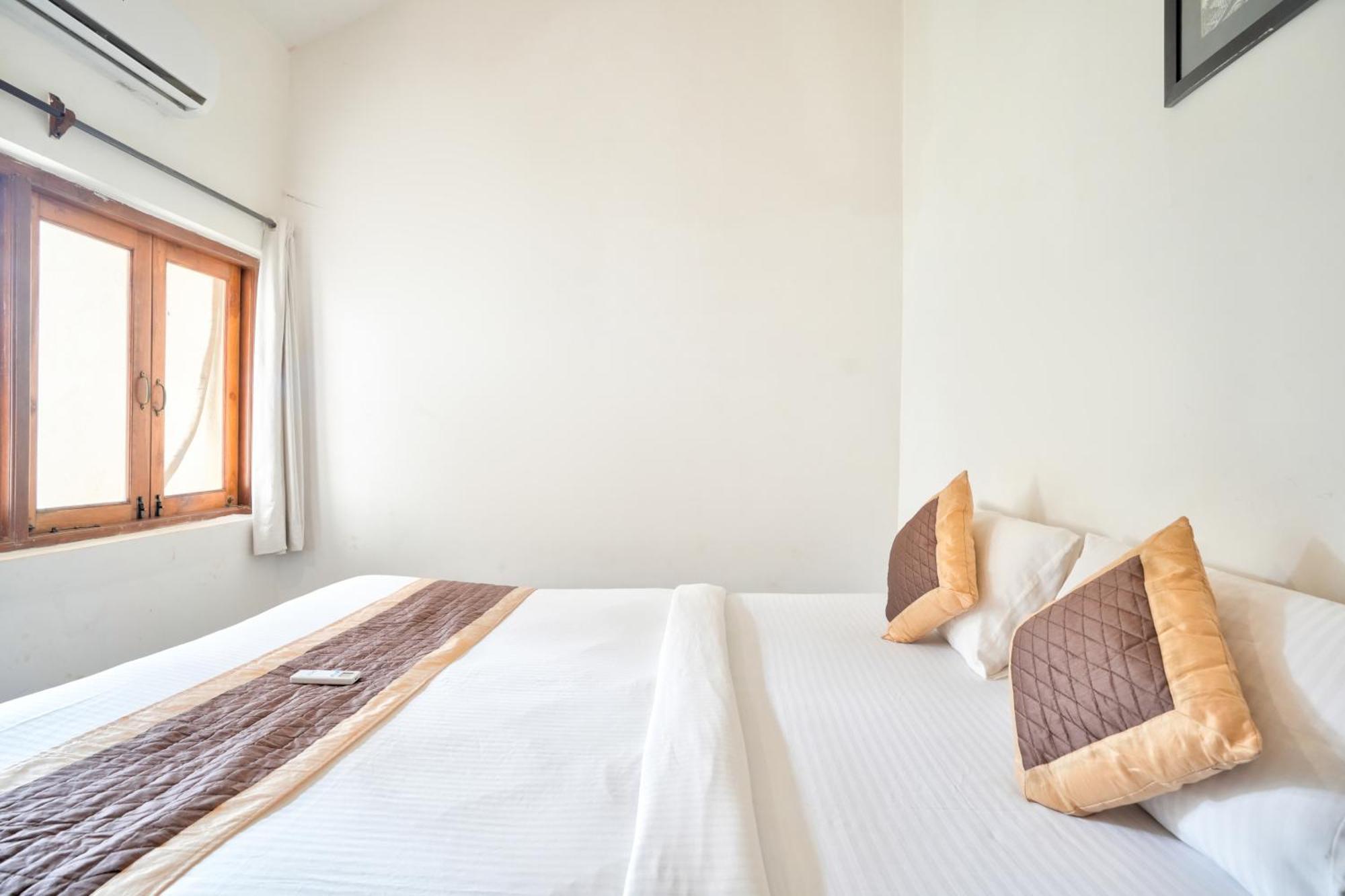 Casa De Royale - 3*